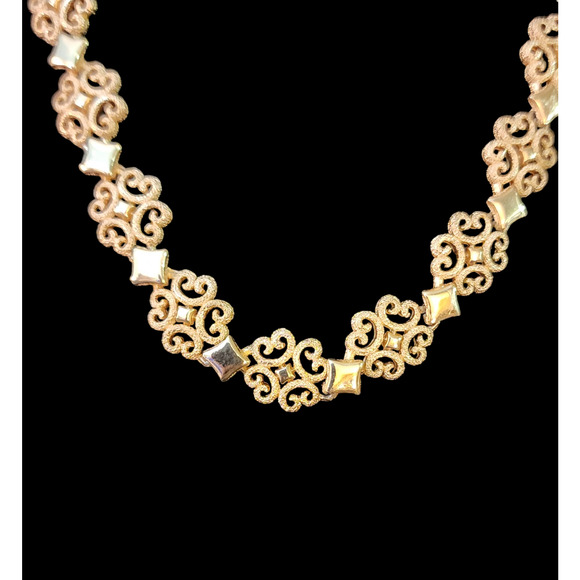 Vintage Avon Gold plated Filigree Chocker style necklace - Picture 6 of 6
